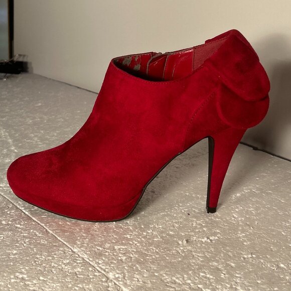 IMPO SZ 8.5 Vintage Red Suede Stiletto Ankle  Bootie Party Club Sexy Boho Retro - Picture 2 of 9